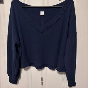 Hollister//Gilly Hicks Off The Shoulder V-Neck Sweater